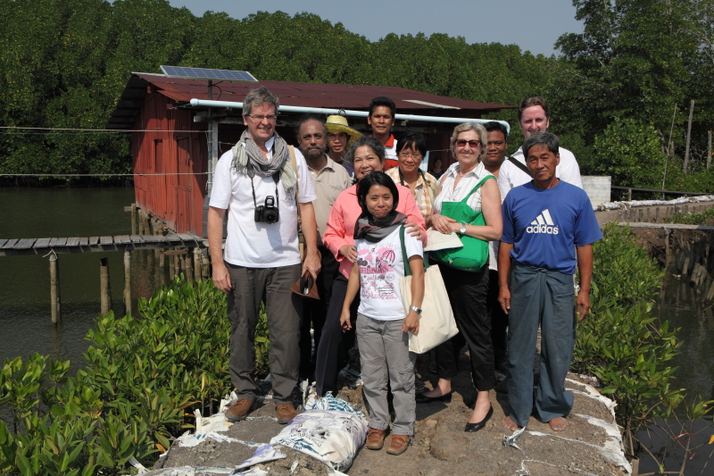 Julia Marton-Lefèvre, IUCN Director General visited Bangchan community in Thailand, 5-6 March 2013