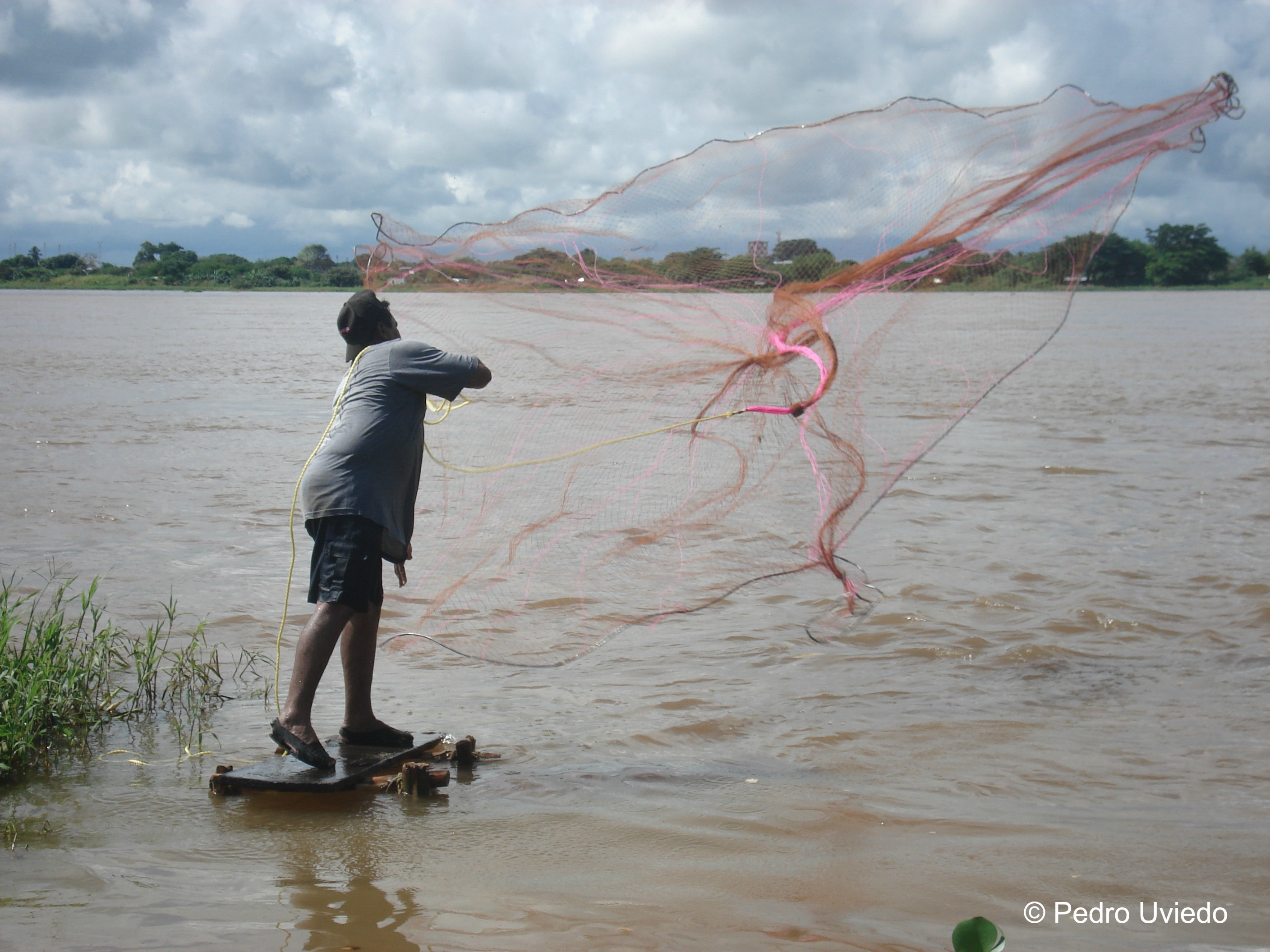 Artisanal fisherman on the Apure River, Venezuela