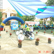 Students cycled for environment during the game