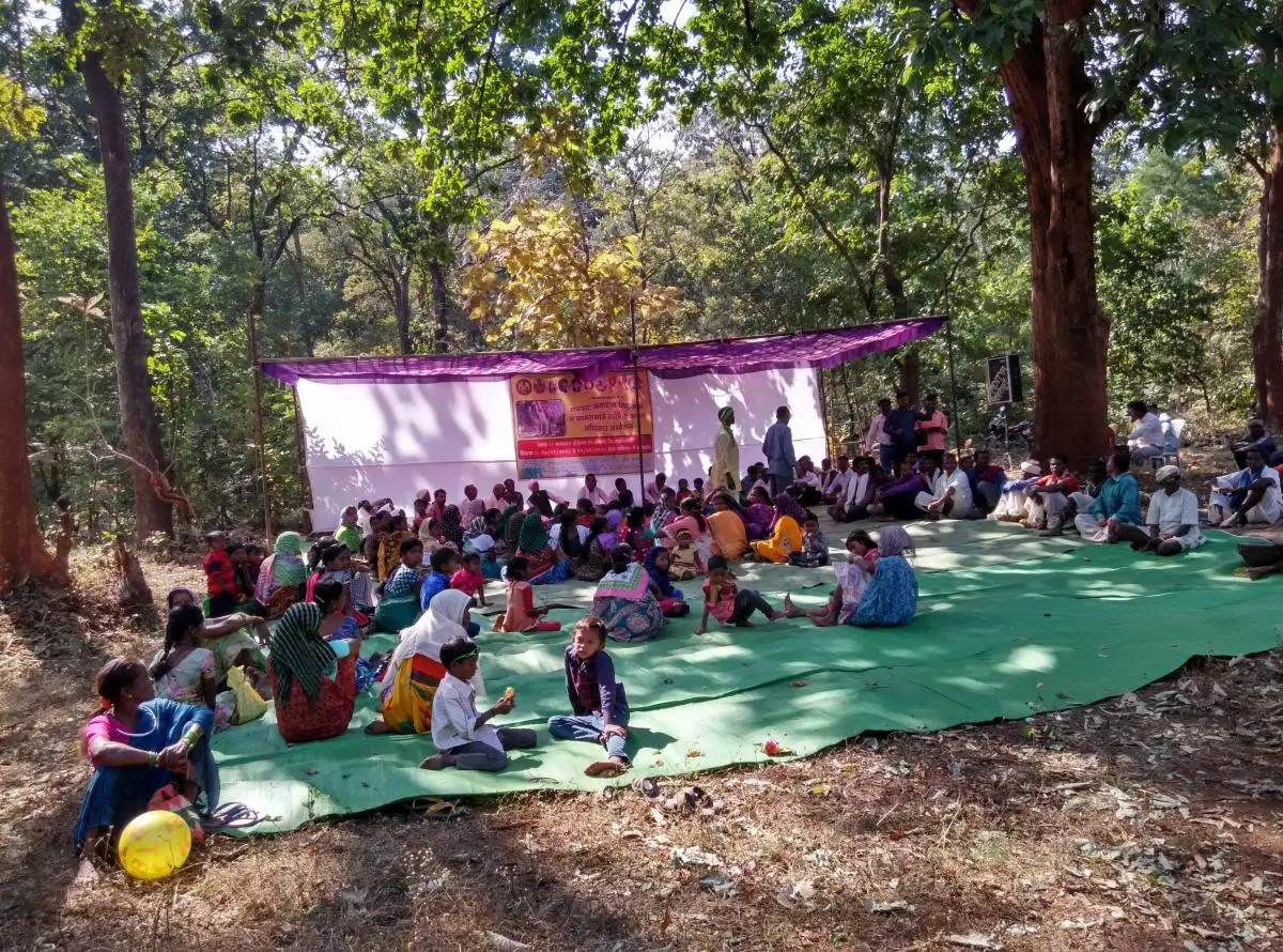 Zendepar villagers gathered to discuss and resist mining in their sacred forests in Gadchiroli District, Maharashtra.