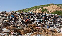 plastic-in-landfill-greece.jpg