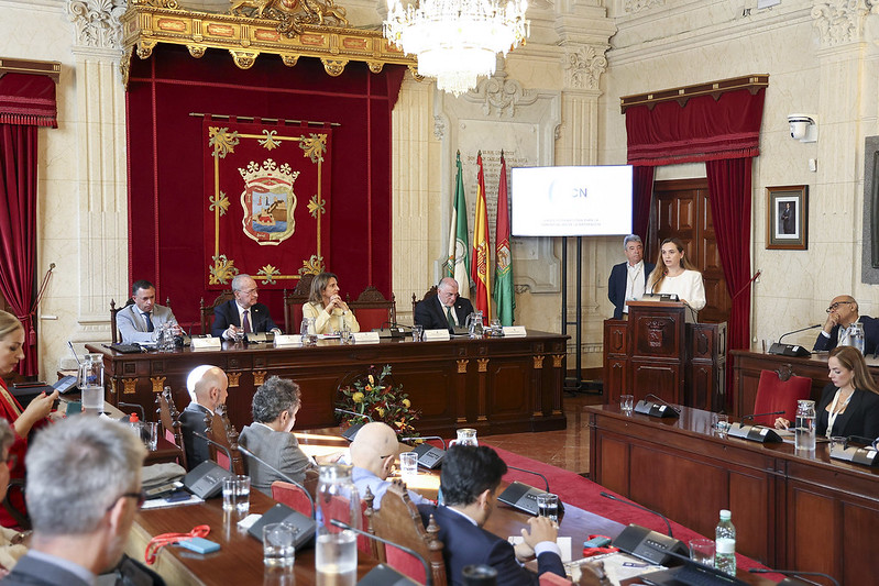 Autoridades en el acto inaugural del aniversario de UICN-Med. D.Pérez