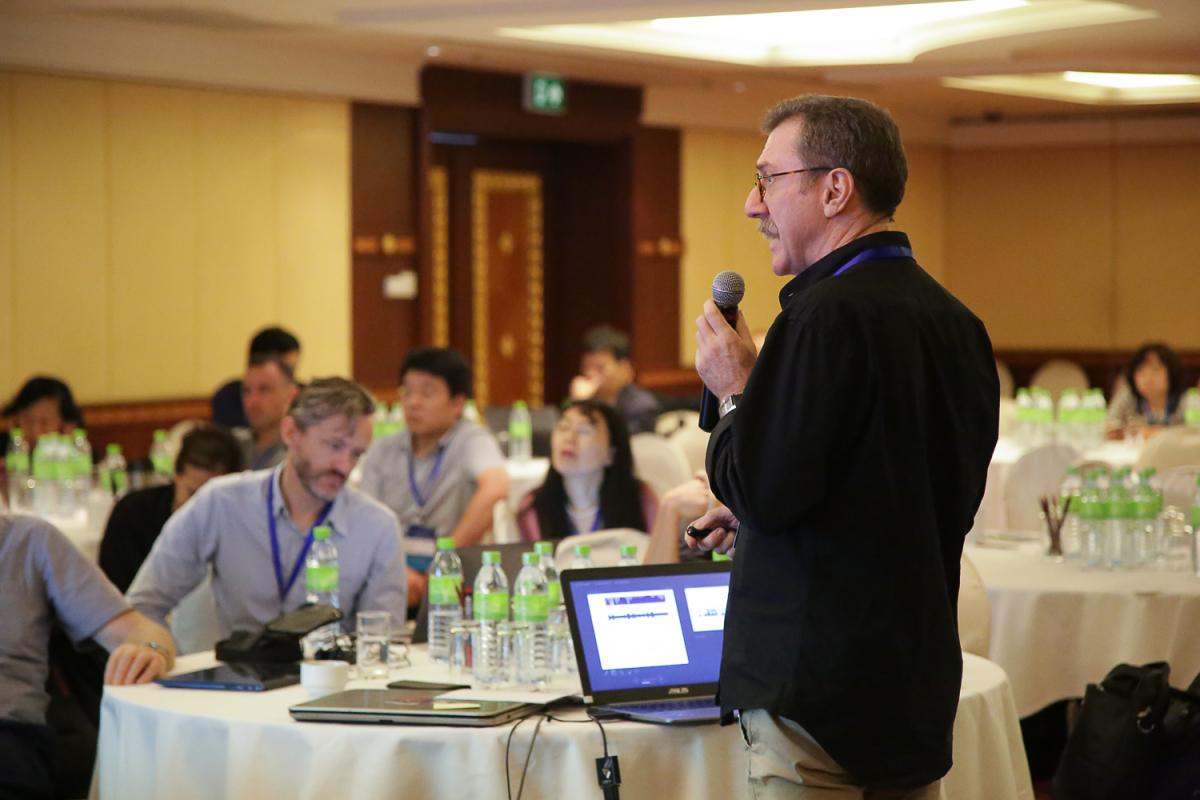 International fish specialist Eric Baran presenting at the ES of the LMDP stakeholder workshop at the 2016 Greater Mekong Forum on Water, Food and Energy. 