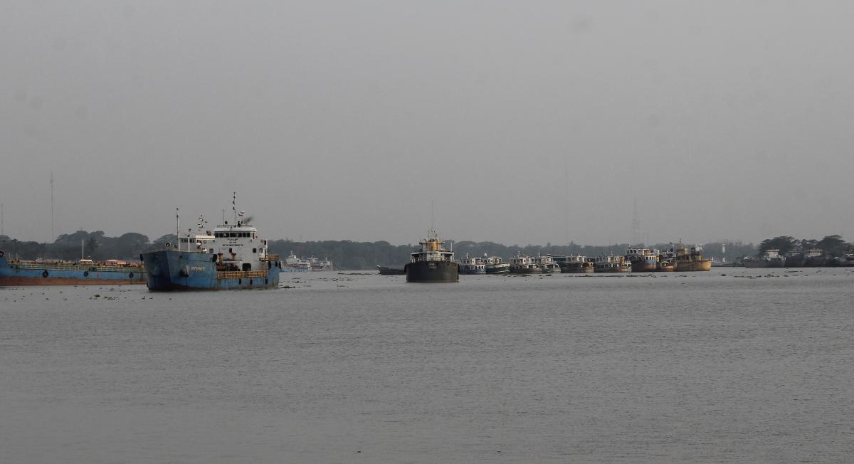 Vessels at the confluence of the Bhairab-Atai-Rupsha river system in Khulna, Bangladesh.