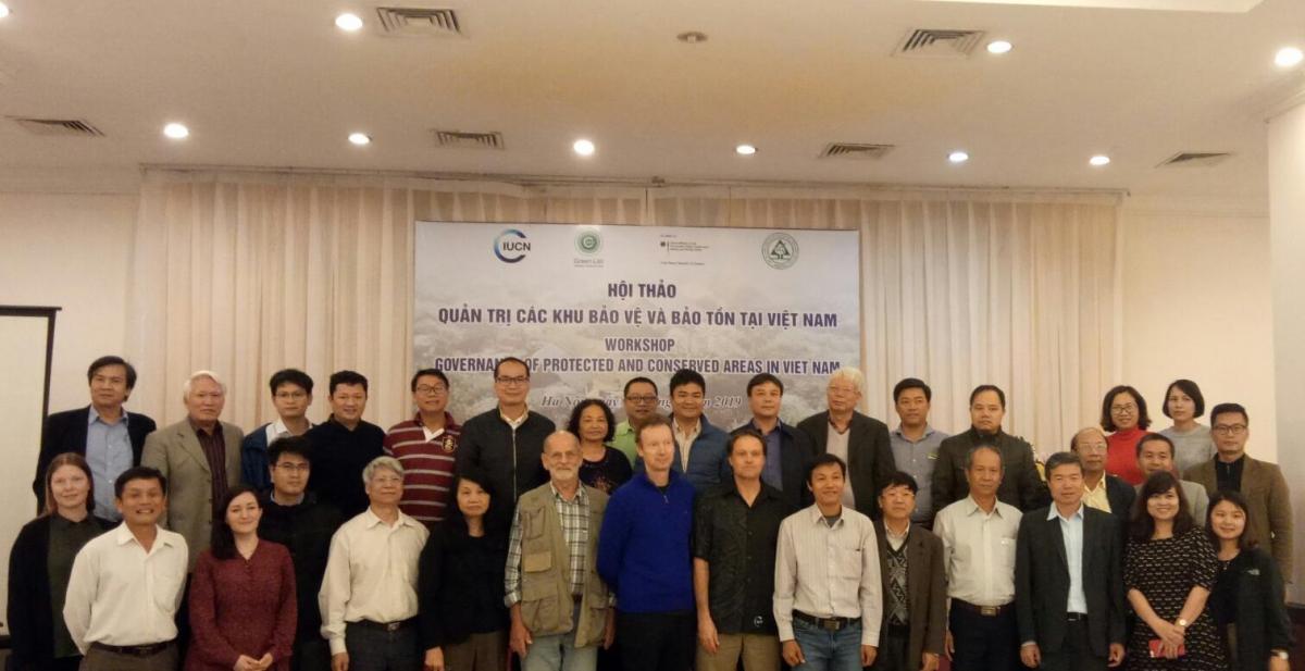 Group picture IUCN Green List workshop in Van Long 2019