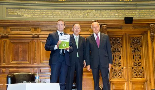 Emmanuel Macron, Ban Ki-moon and Laurent Fabius present Global Pact