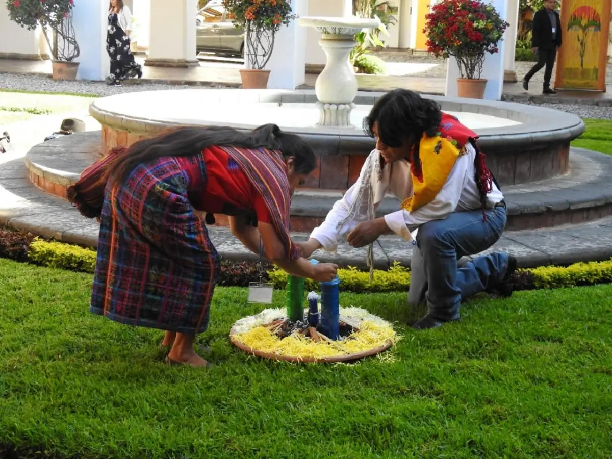 Ceremonia de Invocación Maya en la inauguración del Foro Regional de Conservación La Antigua Guatemala